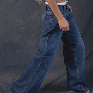 Motel Rocks Roomy Extra Wide Low Rise Jeans in Mid Blue Used W26 L32